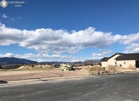 Land, Canon City