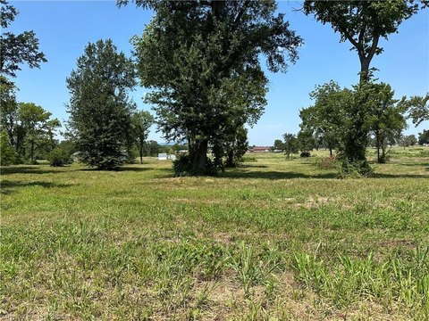 Residential Land in Howe, OK
