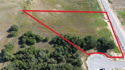 Partially Wooded Homesite in Cul-de-Sac