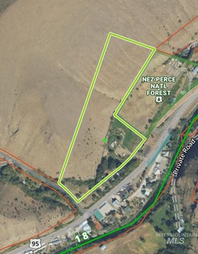 Large Land Parcel with Highway Frontage
