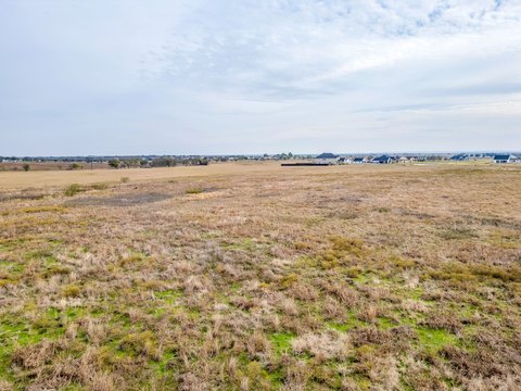 Custom Home Lot in Ranch Community