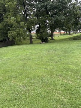 LAND - Northmoor, MO