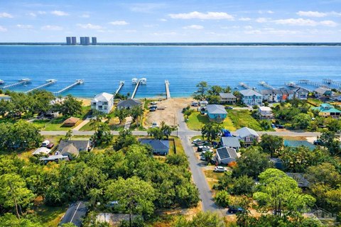 Land Near Oriole Beach Ramp