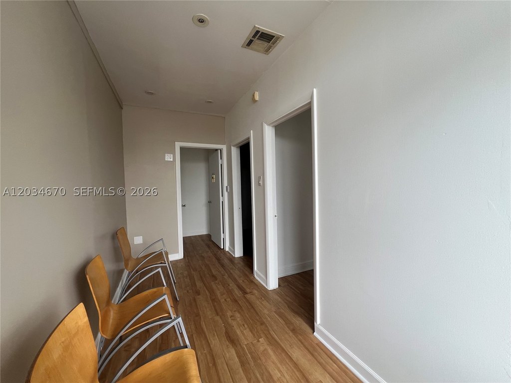 44 E Oakland Park Blvd, Wilton Manors, FL 33334