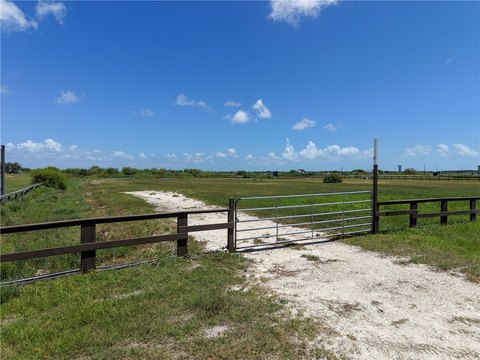 LAND - Rockport, TX