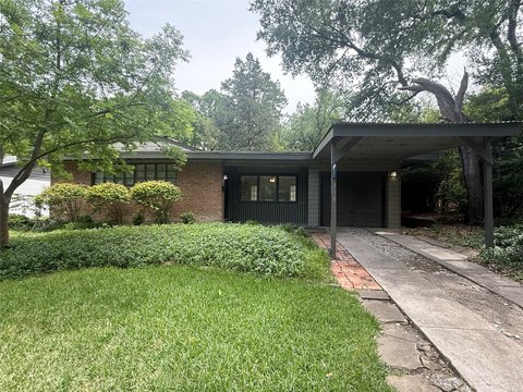LAND - Dallas, TX