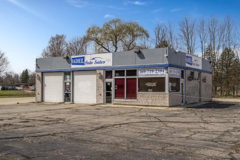 High-Visibility Corner Lot in Battle Creek