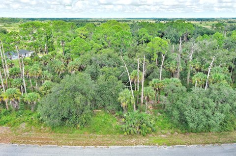 Land, La Belle, FL