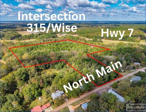 Land in Water Valley, MS