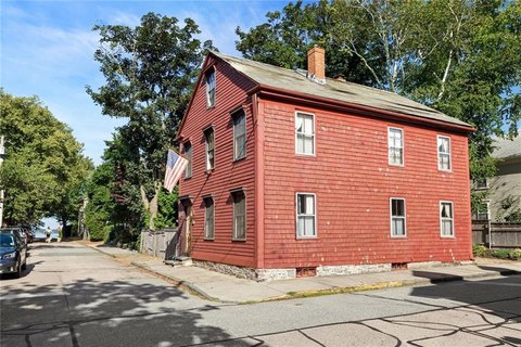Historic Newport Multifamily Property