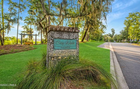 Waterfront Lot in City Walk