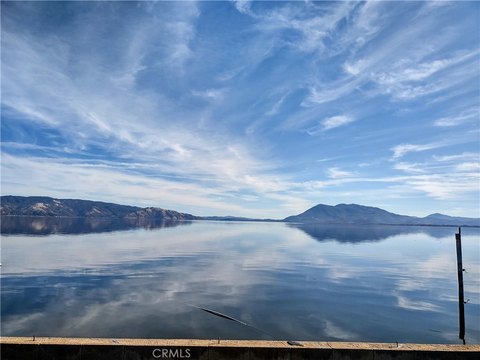 Lakefront Lot in North Lakeport