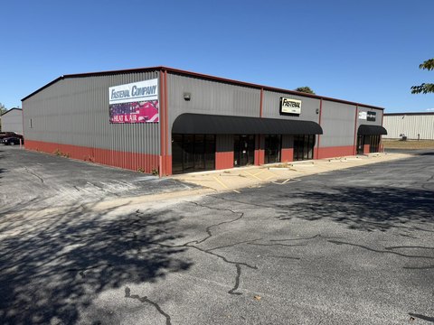 Multi-Tenant Flex Property