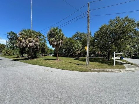 Dunedin Vacant Land Opportunity
