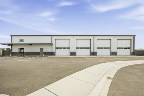 Light Industrial Flex Office/Warehouse