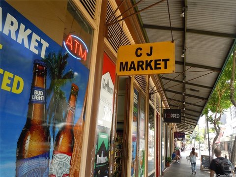 Honolulu Commercial Property with License