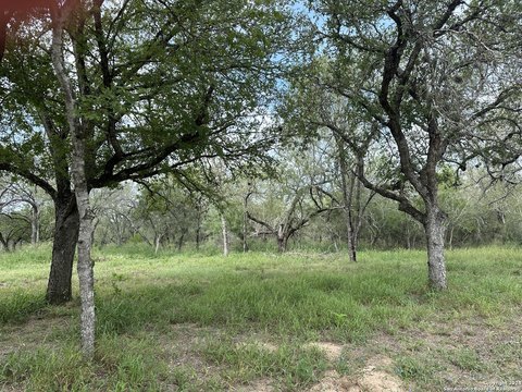 Land, Von Ormy, TX