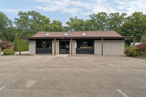 Equipped Restaurant Property