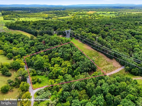Land, CLEAR BROOK, VA