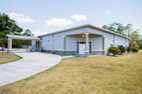Lakeland Commercial Building on Highway