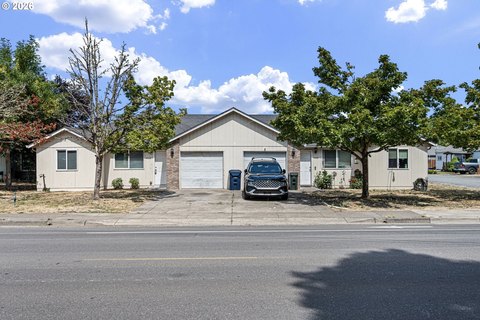 Duplex with Fenced Backyard