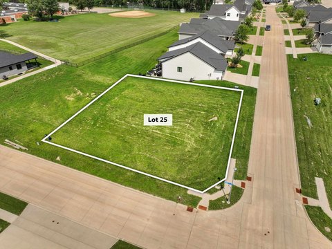 Residential Land in South Pointe