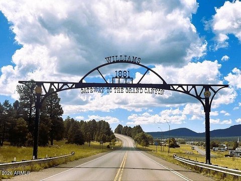Land, Williams, AZ