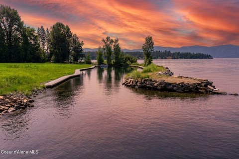 Lake Pend Oreille Waterfront Land