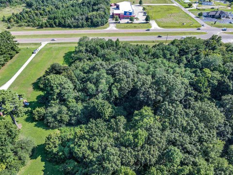 Oakland, TN Commercial Property