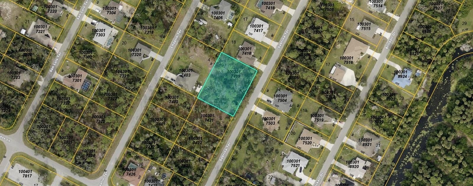 Double Lot in Prime Location