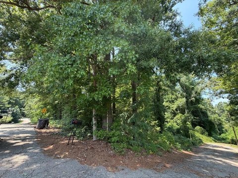 LAND - Abbeville, SC