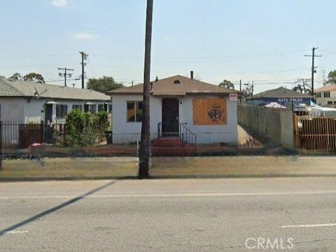 Los Angeles Quadruplex with Parking