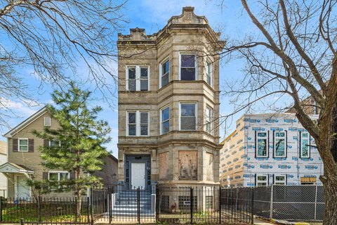 MULTI_FAMILY - Chicago, IL