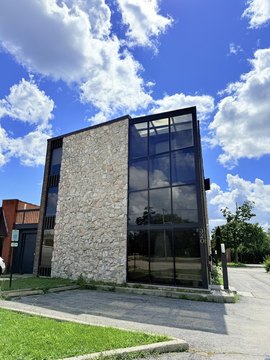 Luxury Live-Work Condo in Wood Dale