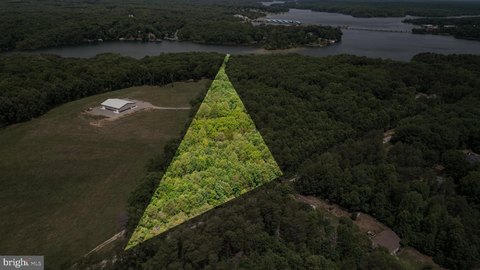 Land, MINERAL, VA