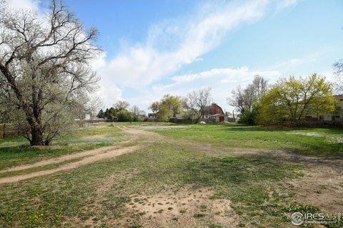 Berthoud Land Zoned R3