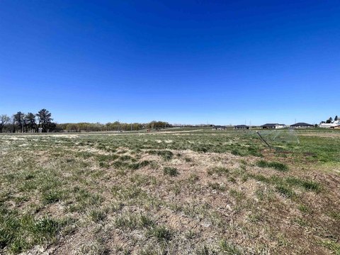 Single-Family Residential Building Lot