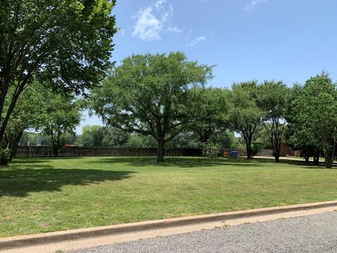 Land, Athens, TX