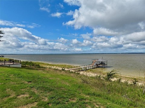 Land, Kemp, TX
