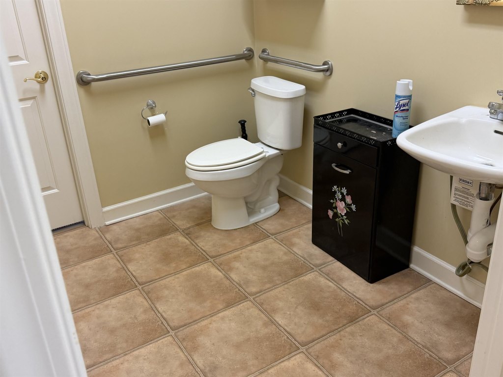 Picture 4