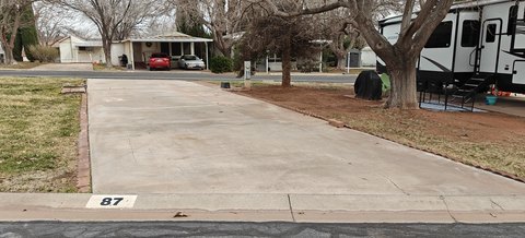 Kingsrow Community Lot For Sale