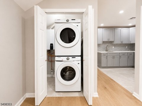 Remodeled Multi-Family in Bayonne City
