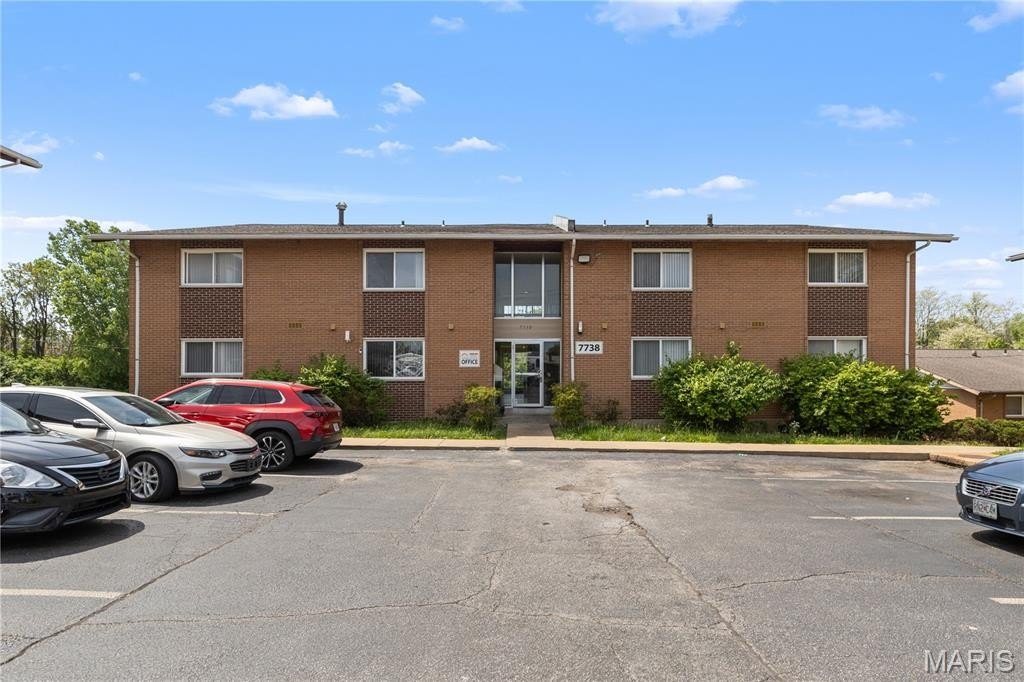 69-Unit Apartment Community For Sale
