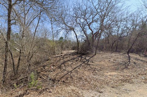 Residential Land in Granbury, TX