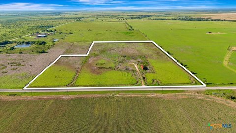 Land, Edna, TX