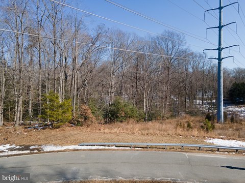 Land Parcel in Lusby, Maryland