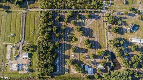 LAND - Alva, FL