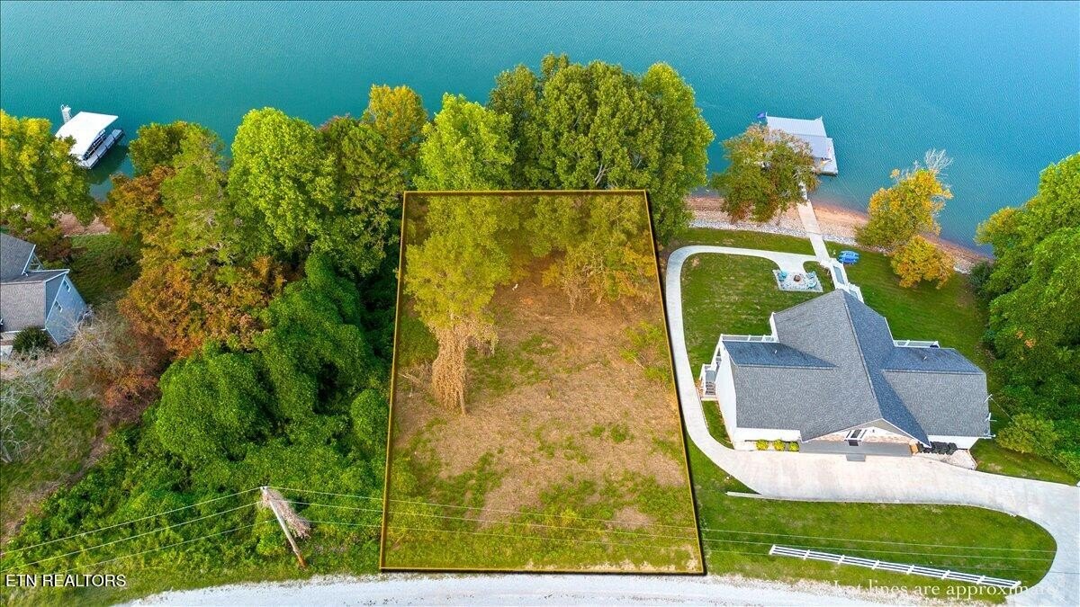 Waterfront Lot Near Springs Dock