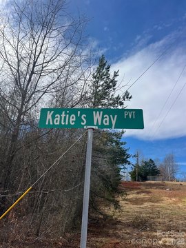 Unrestricted Land Near Lake James