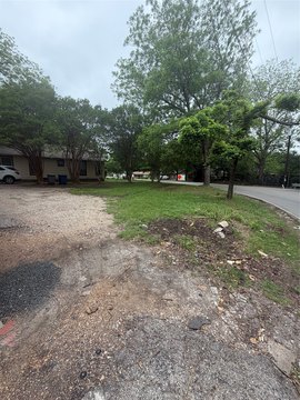 Corner Lot in Dallas, TX
